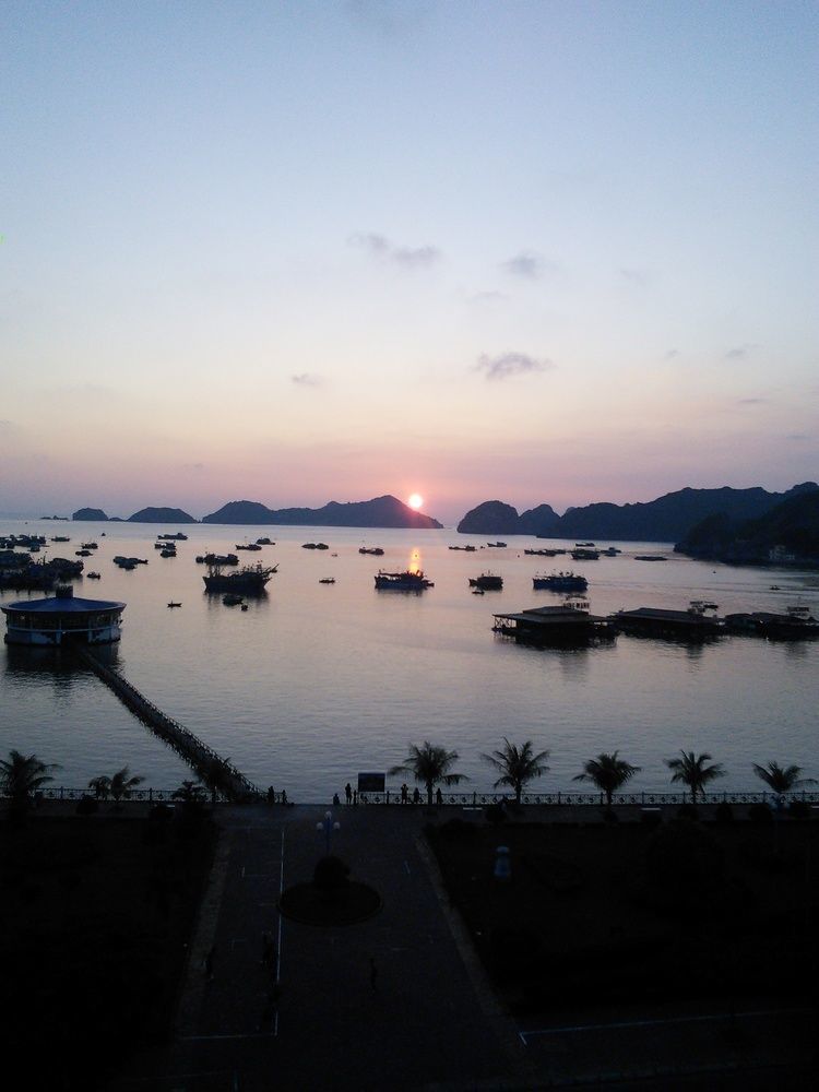 Hoang Ngoc Hotel Dong Khe Sau Екстериор снимка