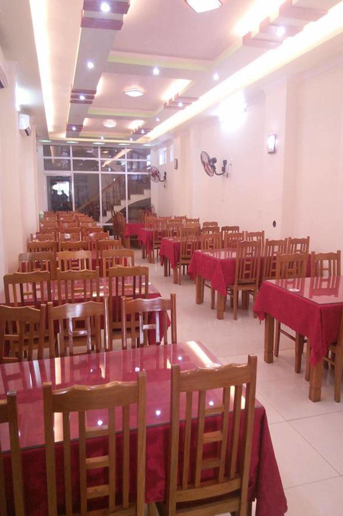 Hoang Ngoc Hotel Dong Khe Sau Екстериор снимка