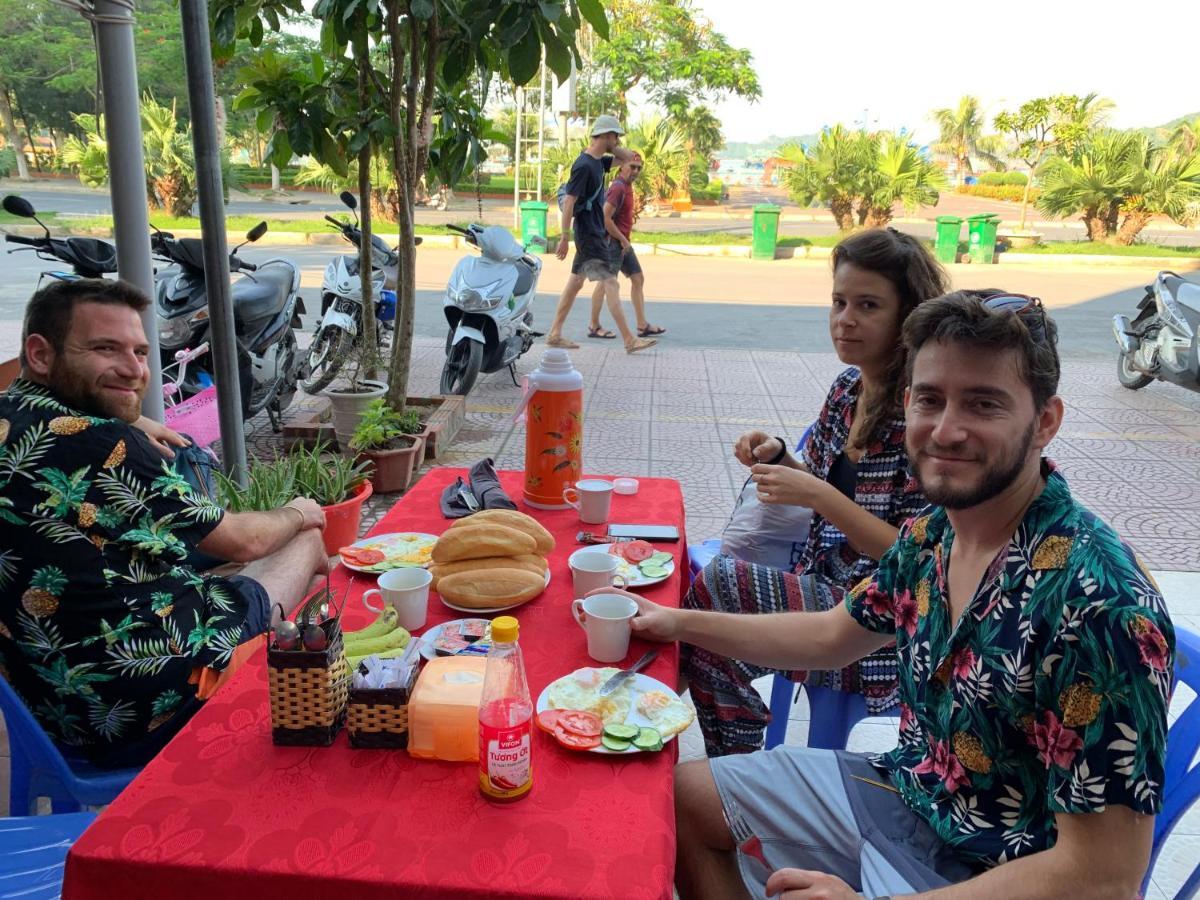 Hoang Ngoc Hotel Dong Khe Sau Екстериор снимка
